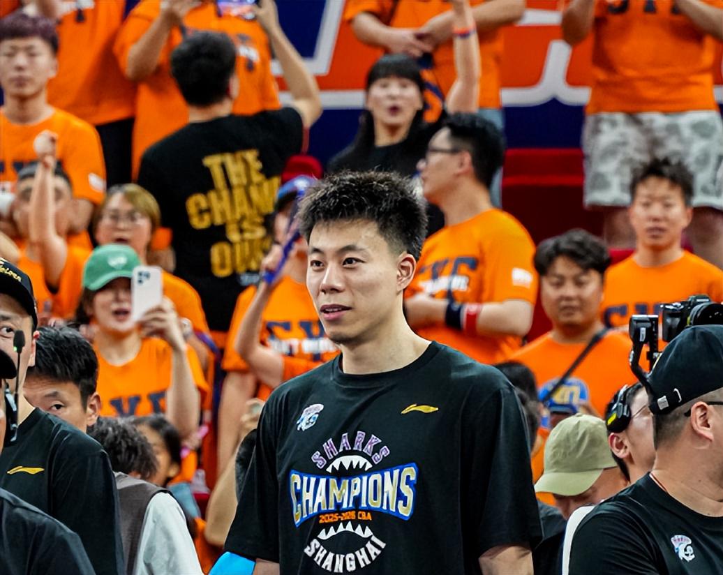 MK体育确定了!郭昊文代表国王参加夏季联赛,期待三分+突破再蜕变吧!