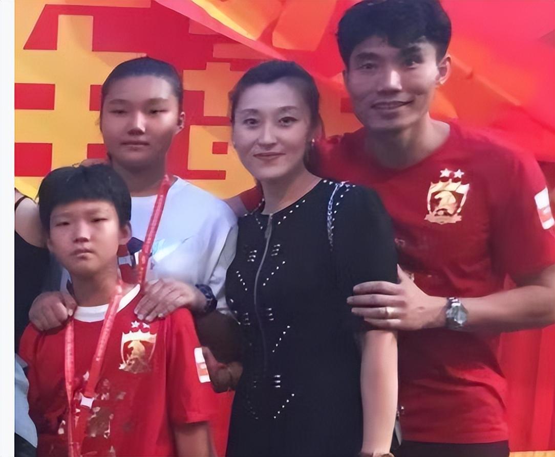 Sidery：市场普遍认为马刺送走福克斯或需搭上至少三首轮