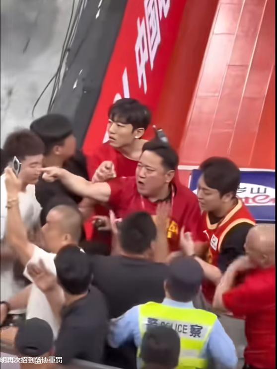 近十年季后赛抢断榜:詹姆斯位列第五,第一名很多人肯定想不到