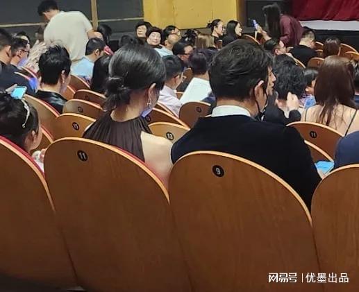 记者拉比奥、于帕、楚阿梅尼、萨利巴缺席训练前者母亲探班扑空